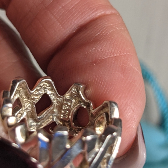 Tiffany & Co. Ring, Size 6, Sterling Silver - Picture 7 of 9